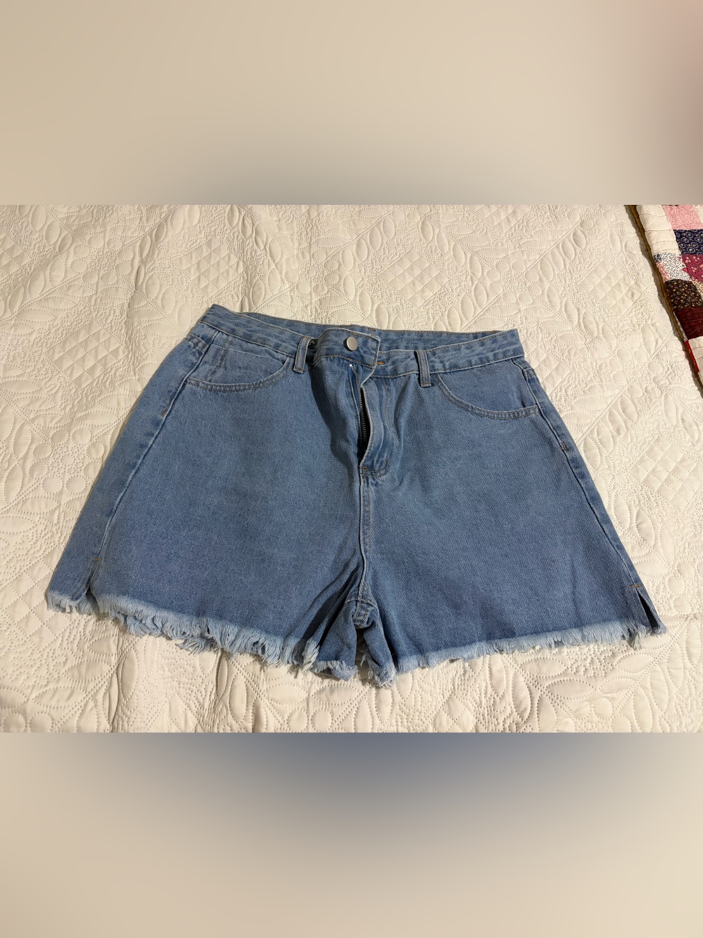Classic High-Waist Light Blue Denim Shorts